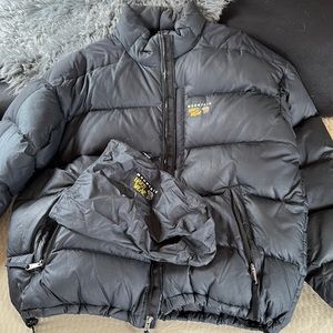 Mountain hardware puffy coat
